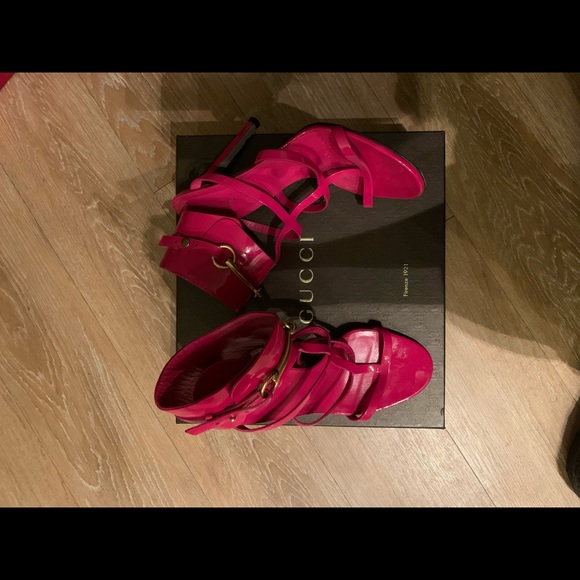 Patent Leather Pink Gucci Ursula Heels - Picture 3 of 7